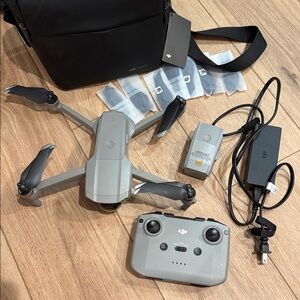 DJI Mavic Air 2 Gray Drone Set with Controller and Accessories
Flymore package